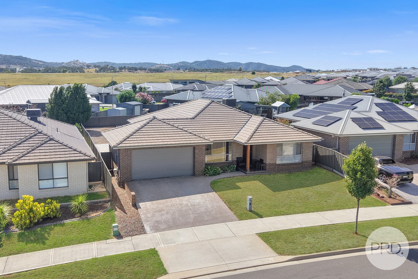 118 Verdelho Drive NORTH TAMWORTH 3