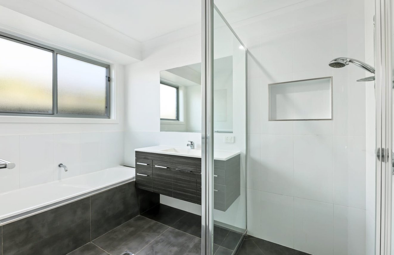 118 Verdelho Drive TAMWORTH 4