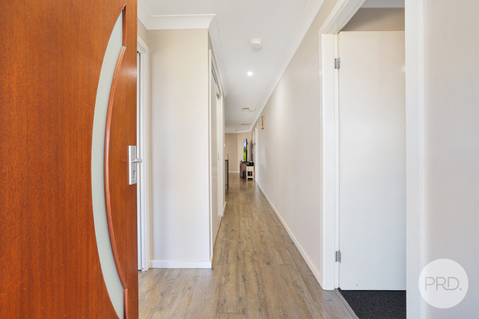 118 Verdelho Drive TAMWORTH 5