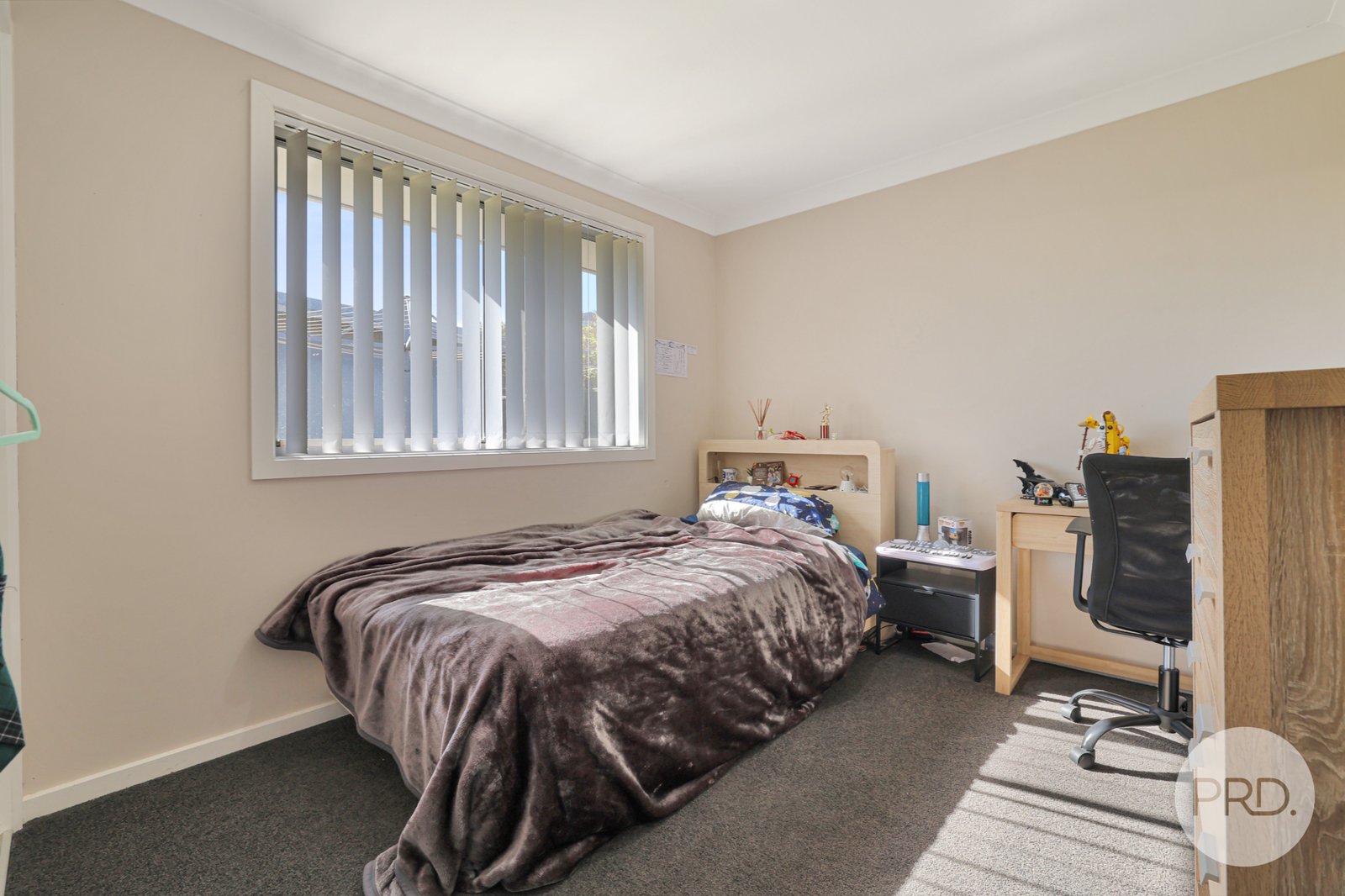 118 Verdelho Drive TAMWORTH 13