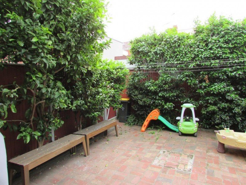Gallery: 118 Wright Street