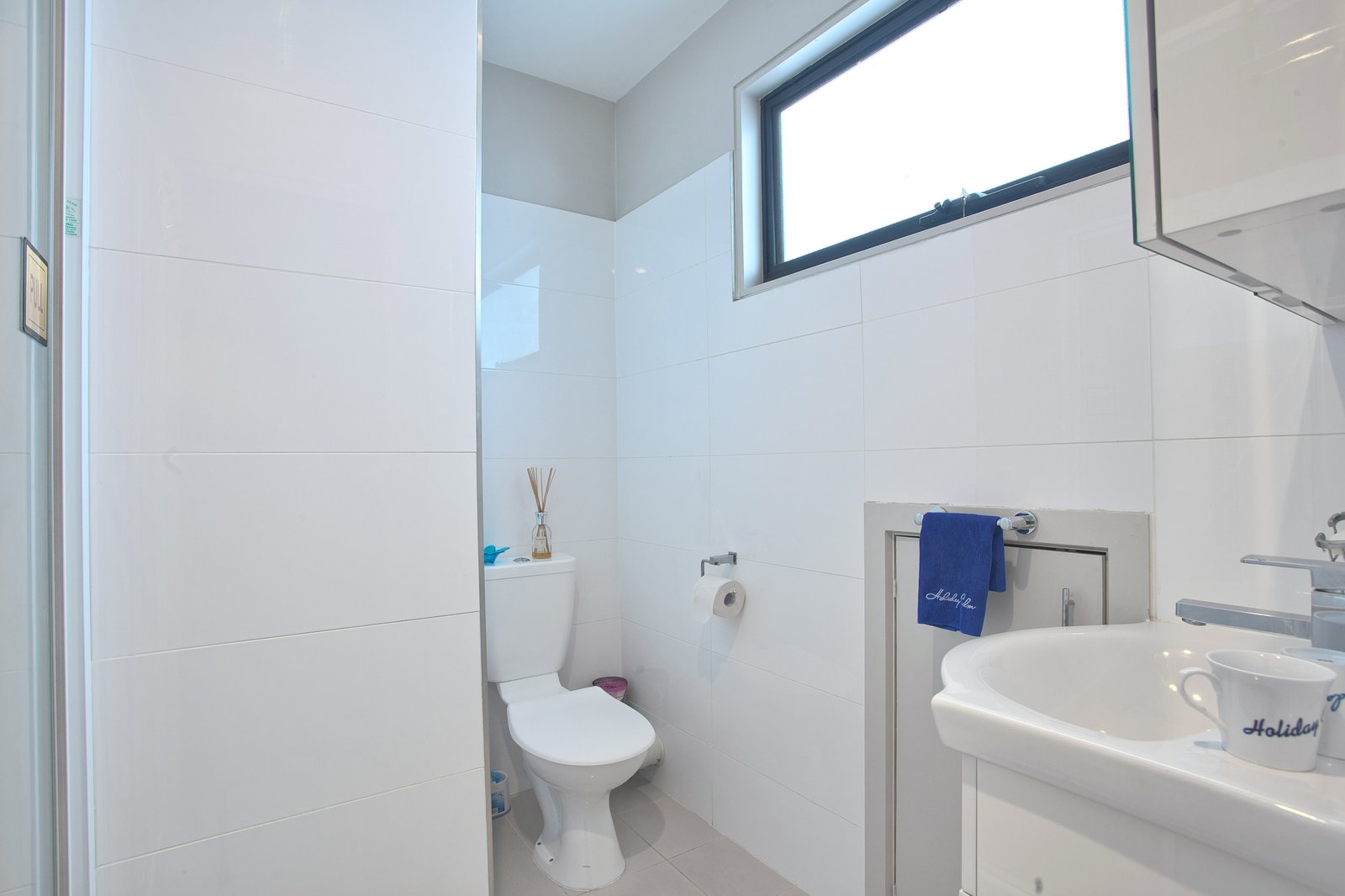 Gallery: 1/180a Warrigal Road