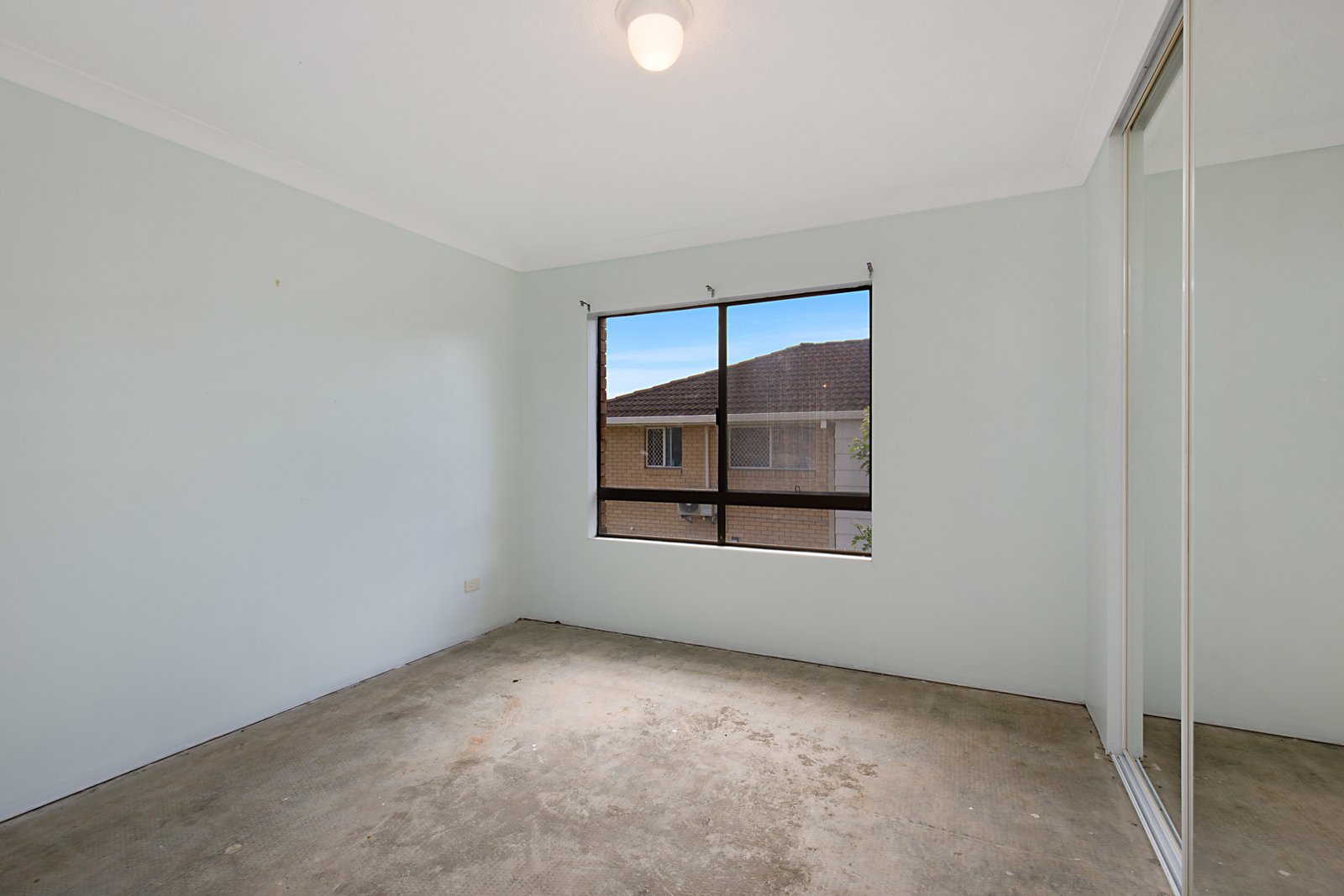 1/182-184 Kennedy Drive TWEED HEADS WEST 5