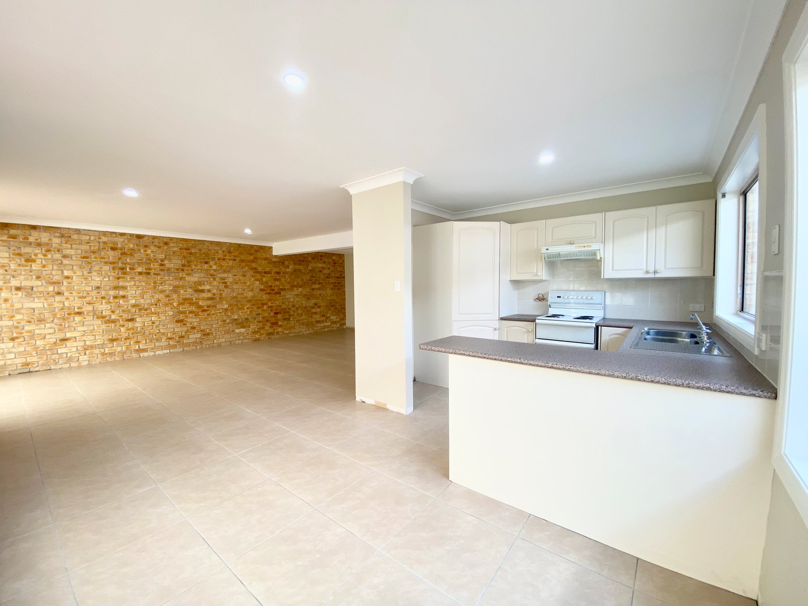 1/182 Rocky Point Road FINGAL BAY 5