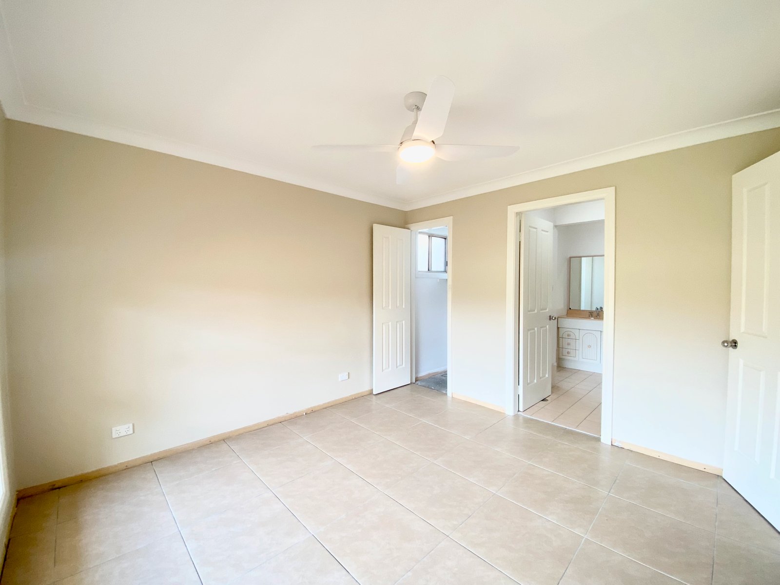 1/182 Rocky Point Road FINGAL BAY 8