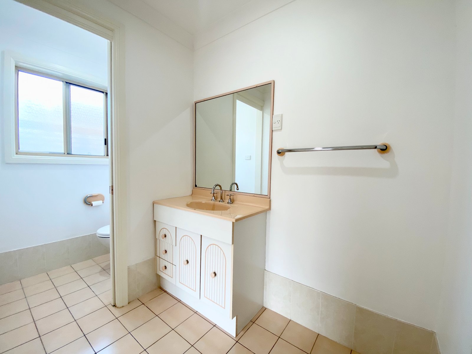 1/182 Rocky Point Road FINGAL BAY 9