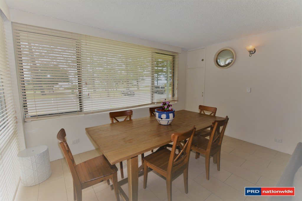 1/182 The Esplanade BURLEIGH HEADS 2