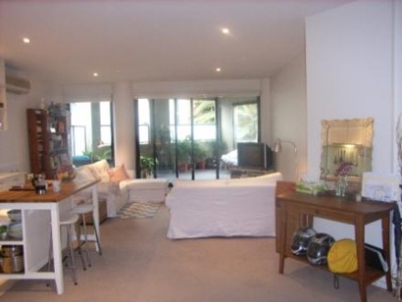 Gallery: 118/3-7A Alma Road