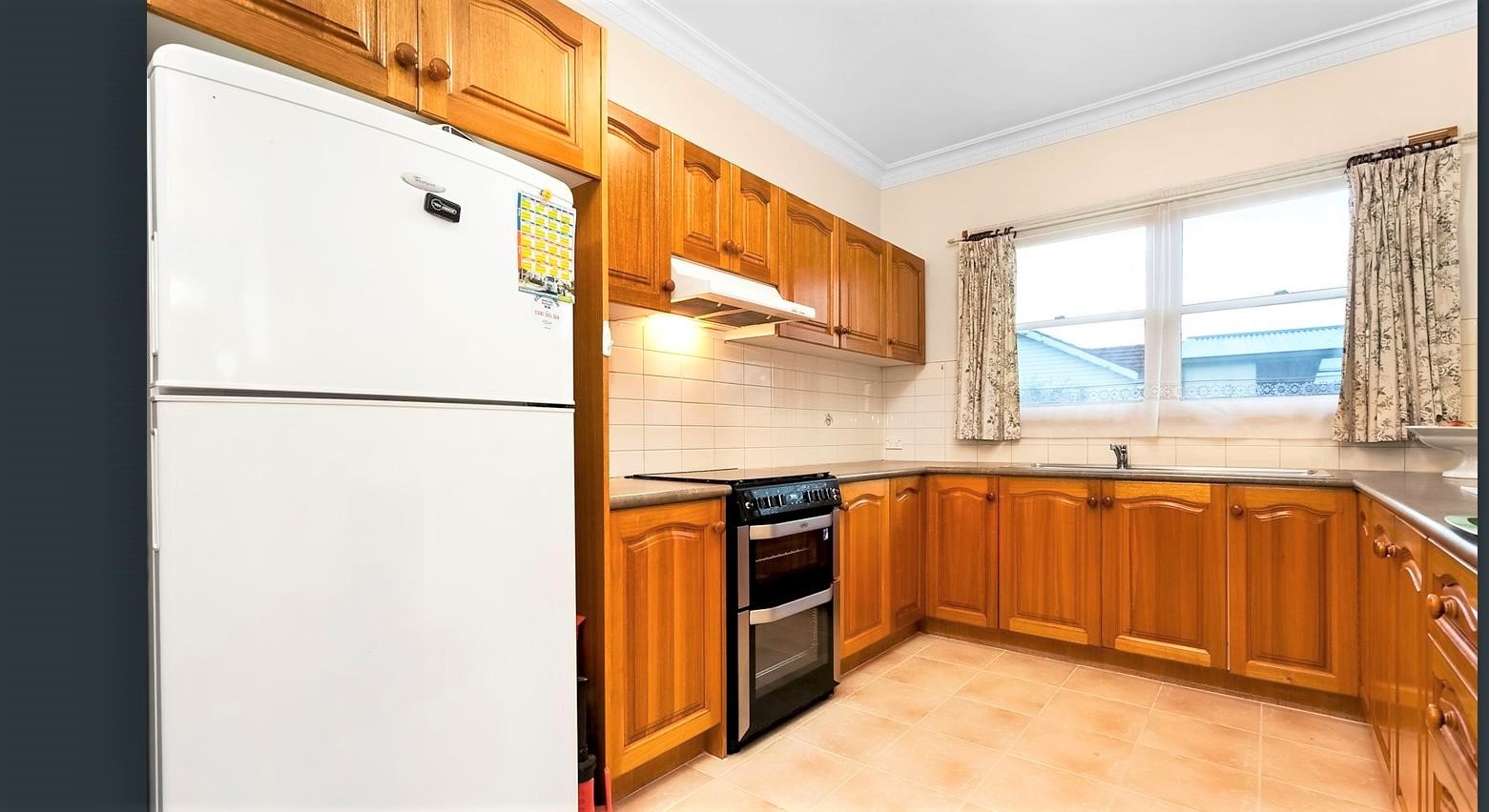 Gallery: 1183 North Road