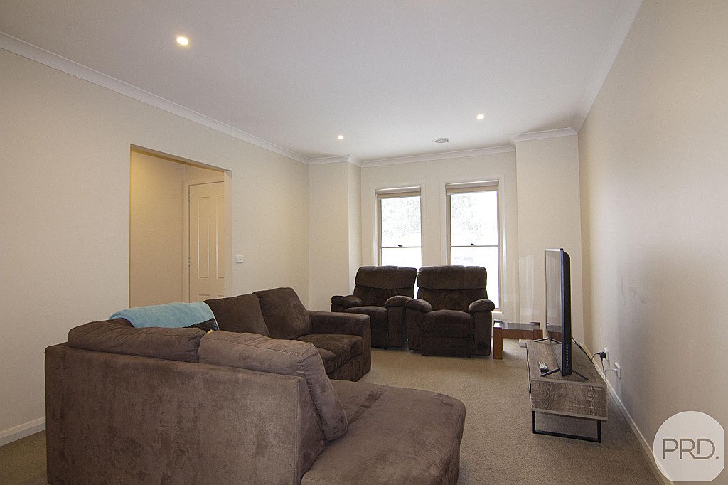 1/1834 Geelong Road MOUNT HELEN 4