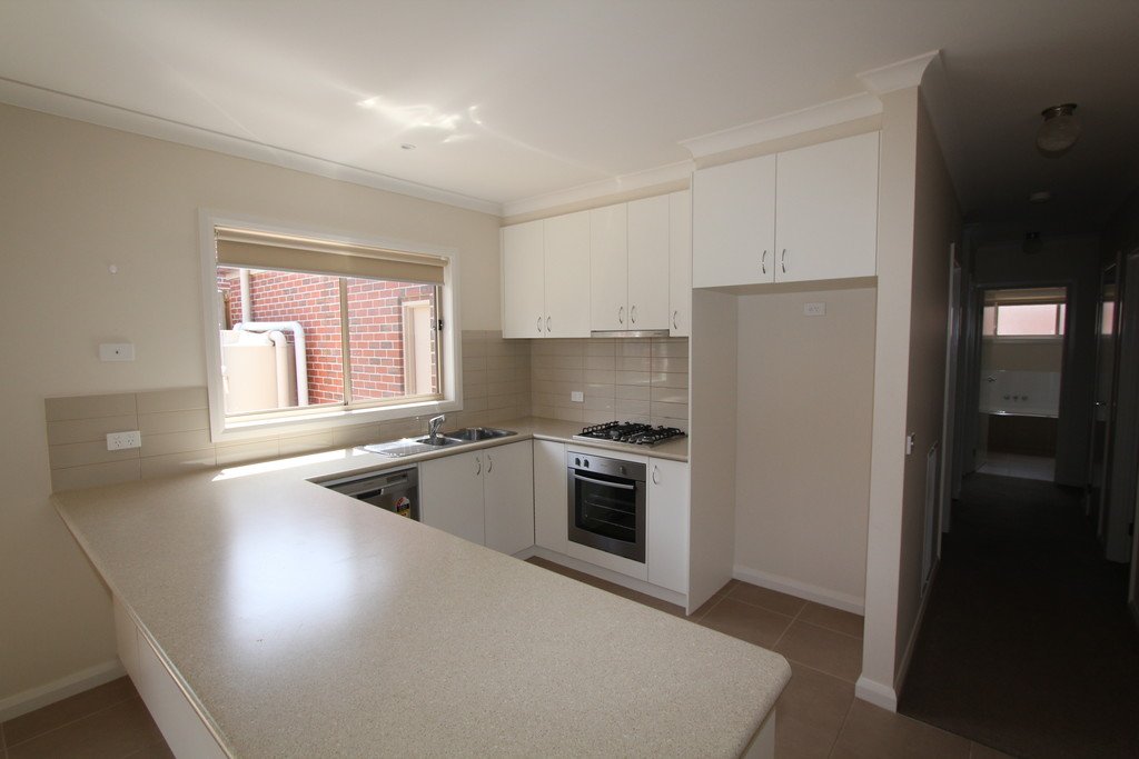 1/1834 Geelong Road MOUNT HELEN 6