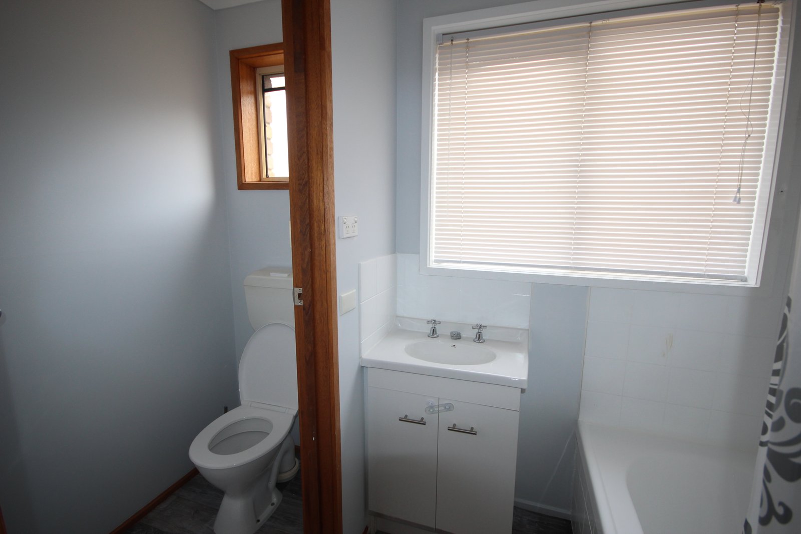 11/84 Hilton Road CLAREMONT 8
