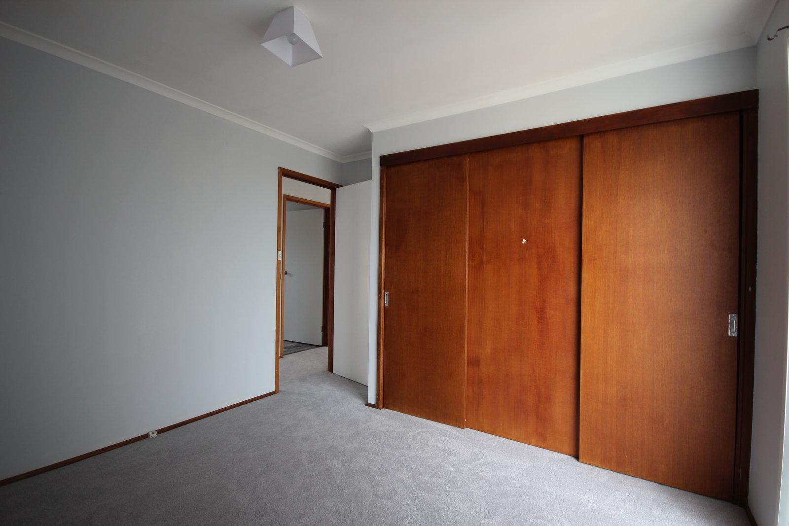 11/84 Hilton Road CLAREMONT 10