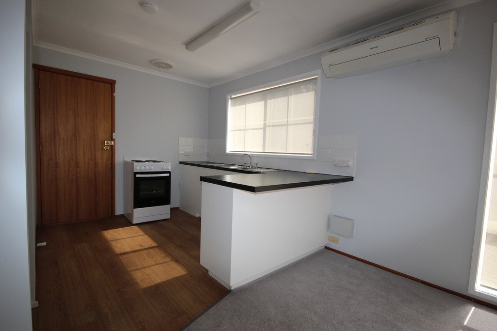11/84 Hilton Road CLAREMONT 3