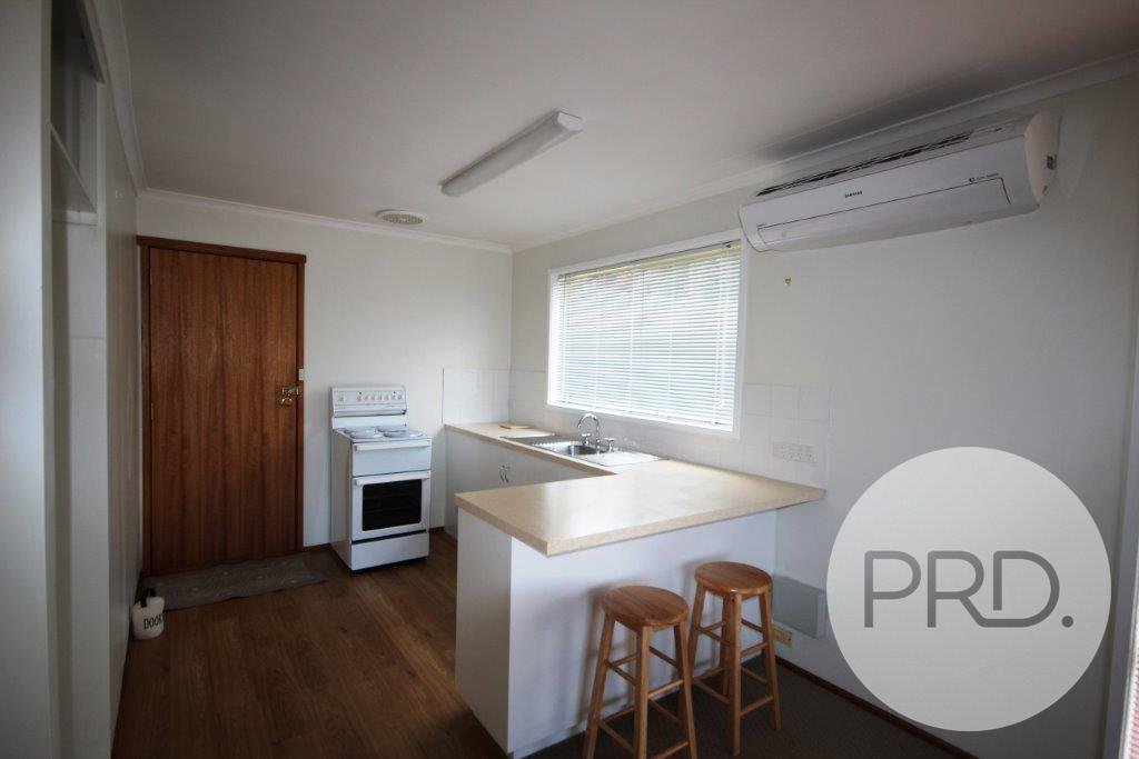 11/84 Hilton Road CLAREMONT 3