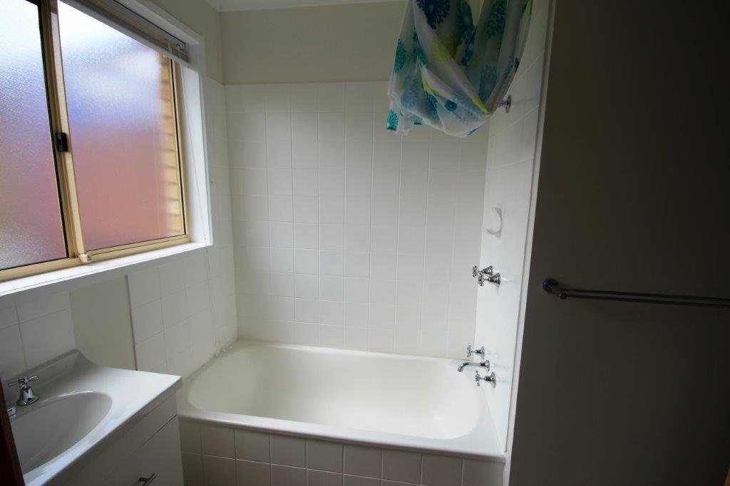 11/84 Hilton Road CLAREMONT 9