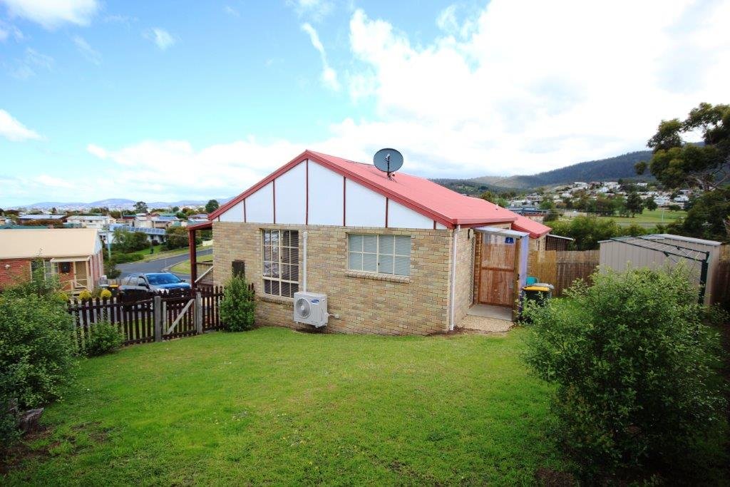 11/84 Hilton Road CLAREMONT 11