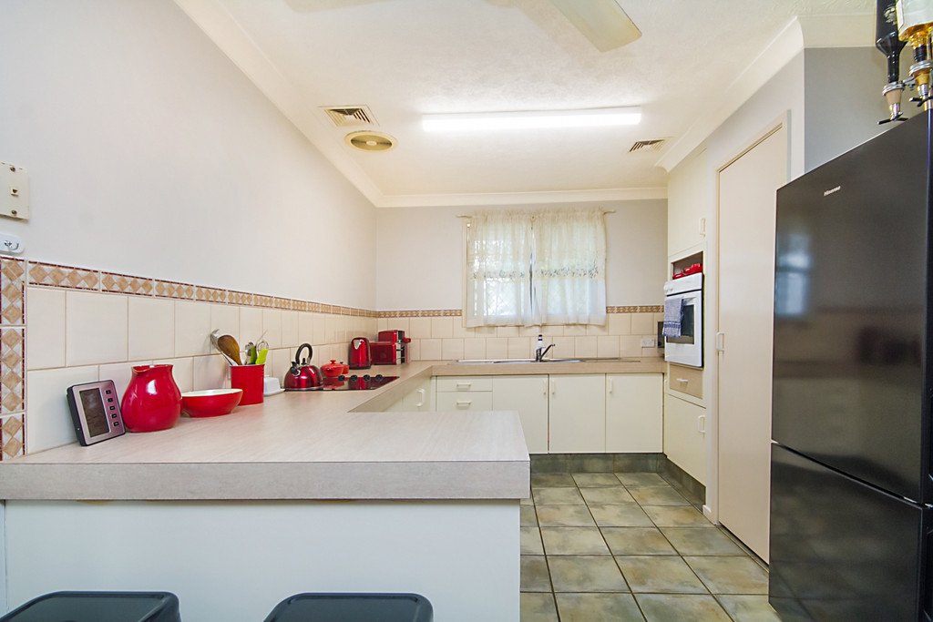 1/185 Kennedy Drive TWEED HEADS WEST 5
