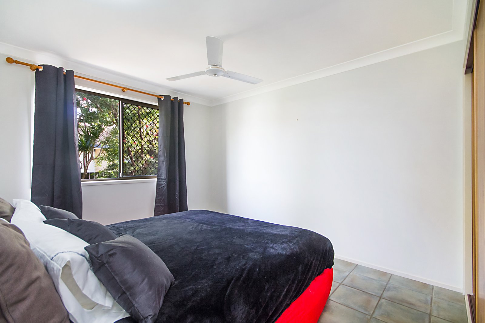 1/185 Kennedy Drive TWEED HEADS WEST 5