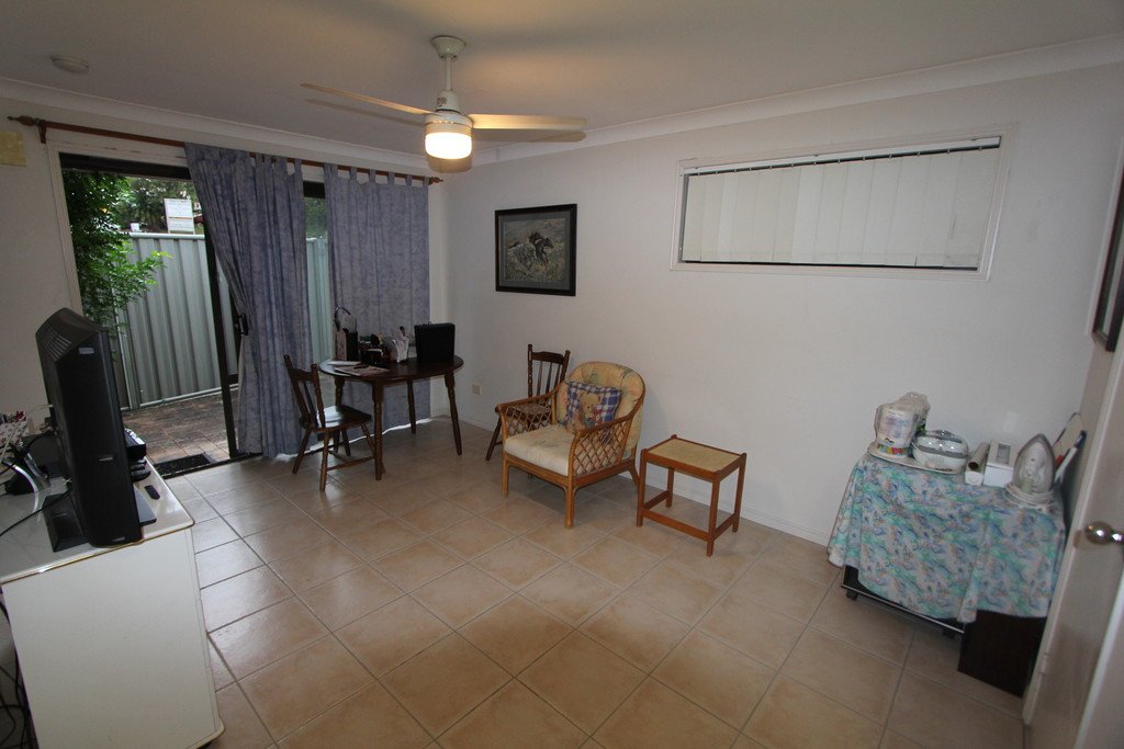 1/188 Currumburra Road ASHMORE 3