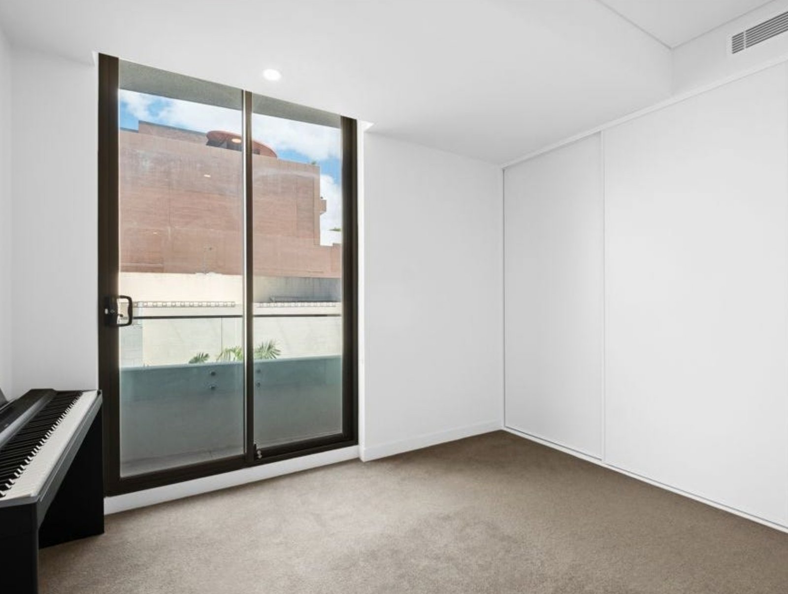 1/188 Maroubra Road MAROUBRA 8