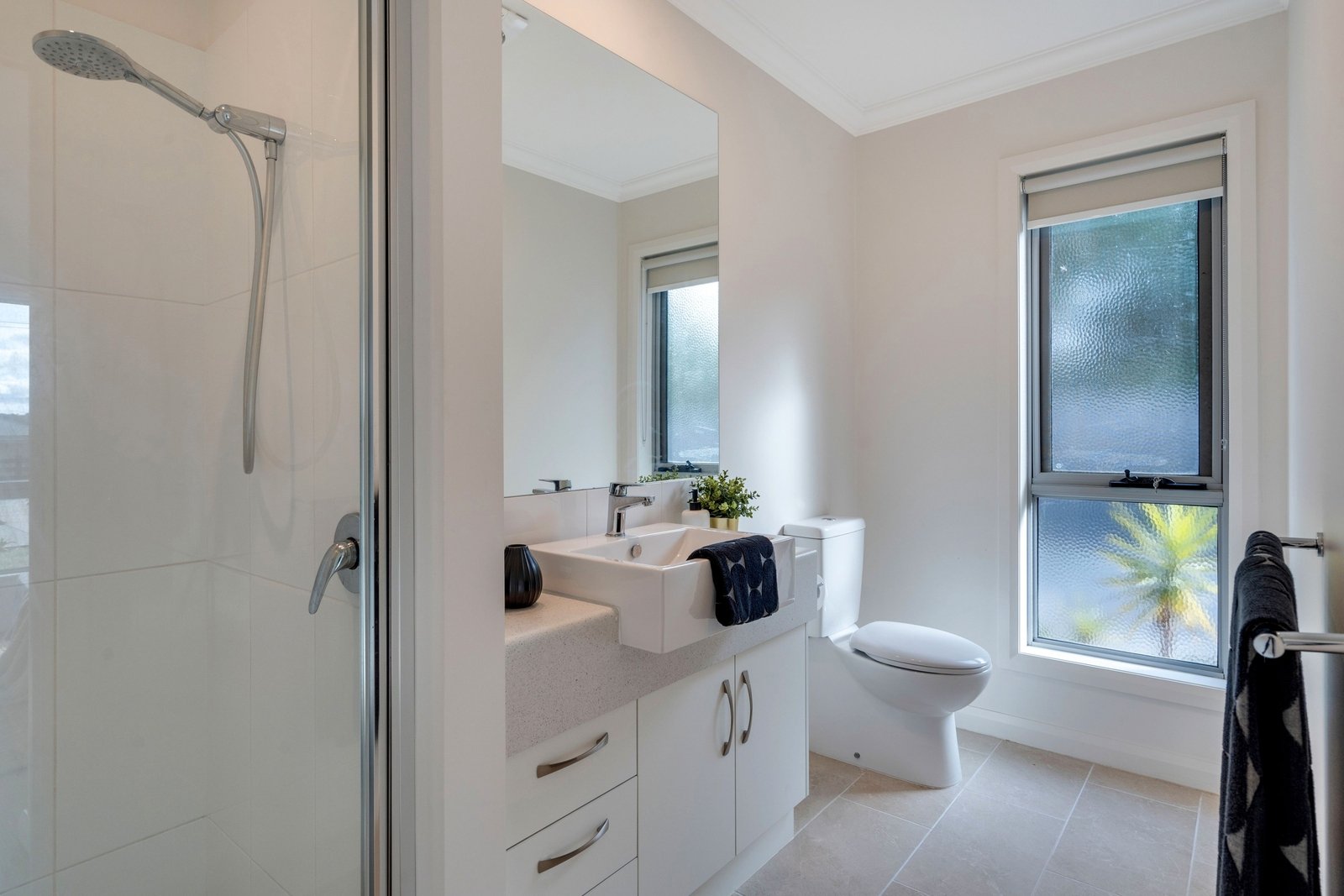 Real Estate and Property in 1/1891 Mount Macedon Road, Woodend, VIC