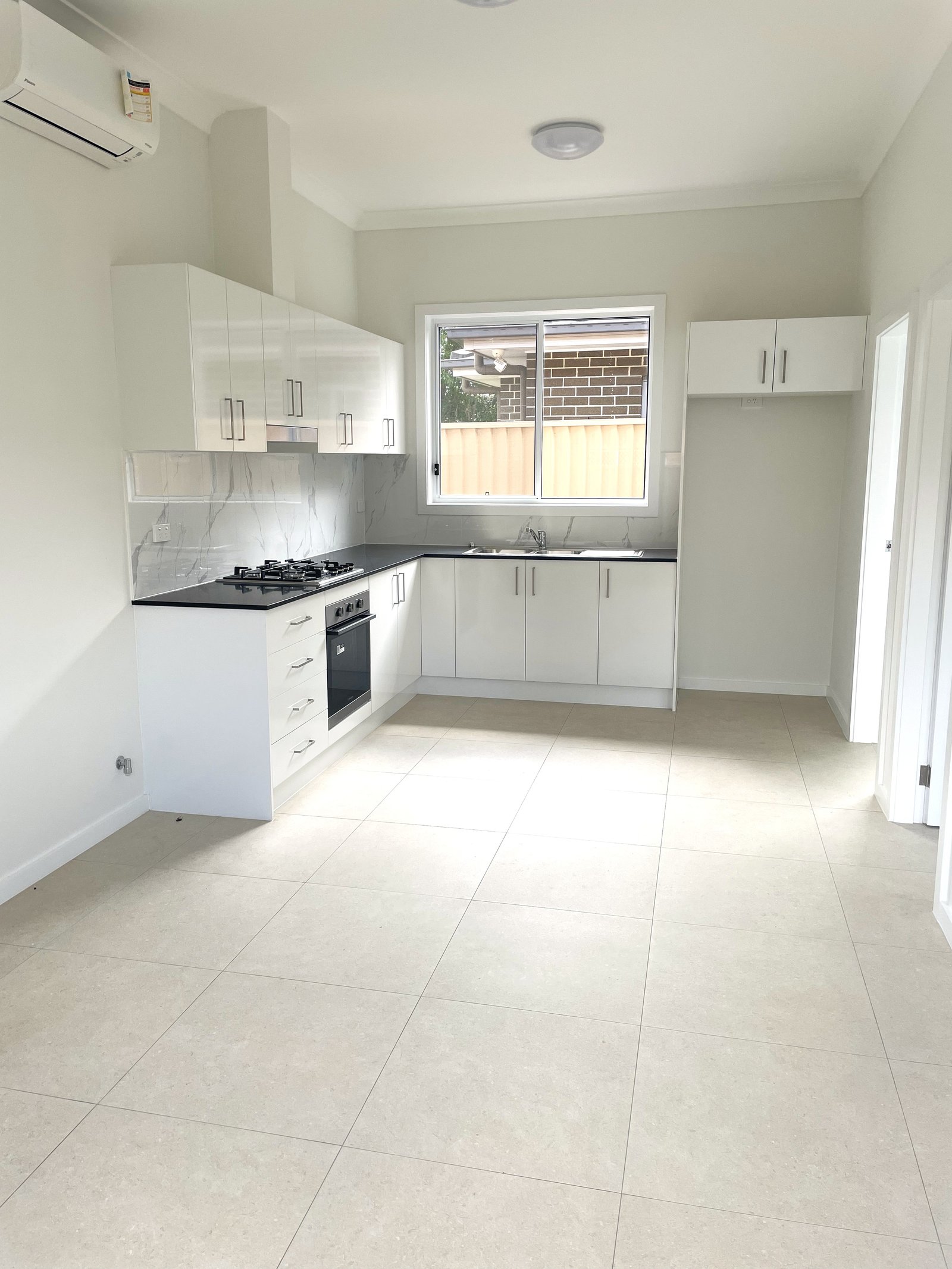 118A Dora Street HURSTVILLE 2