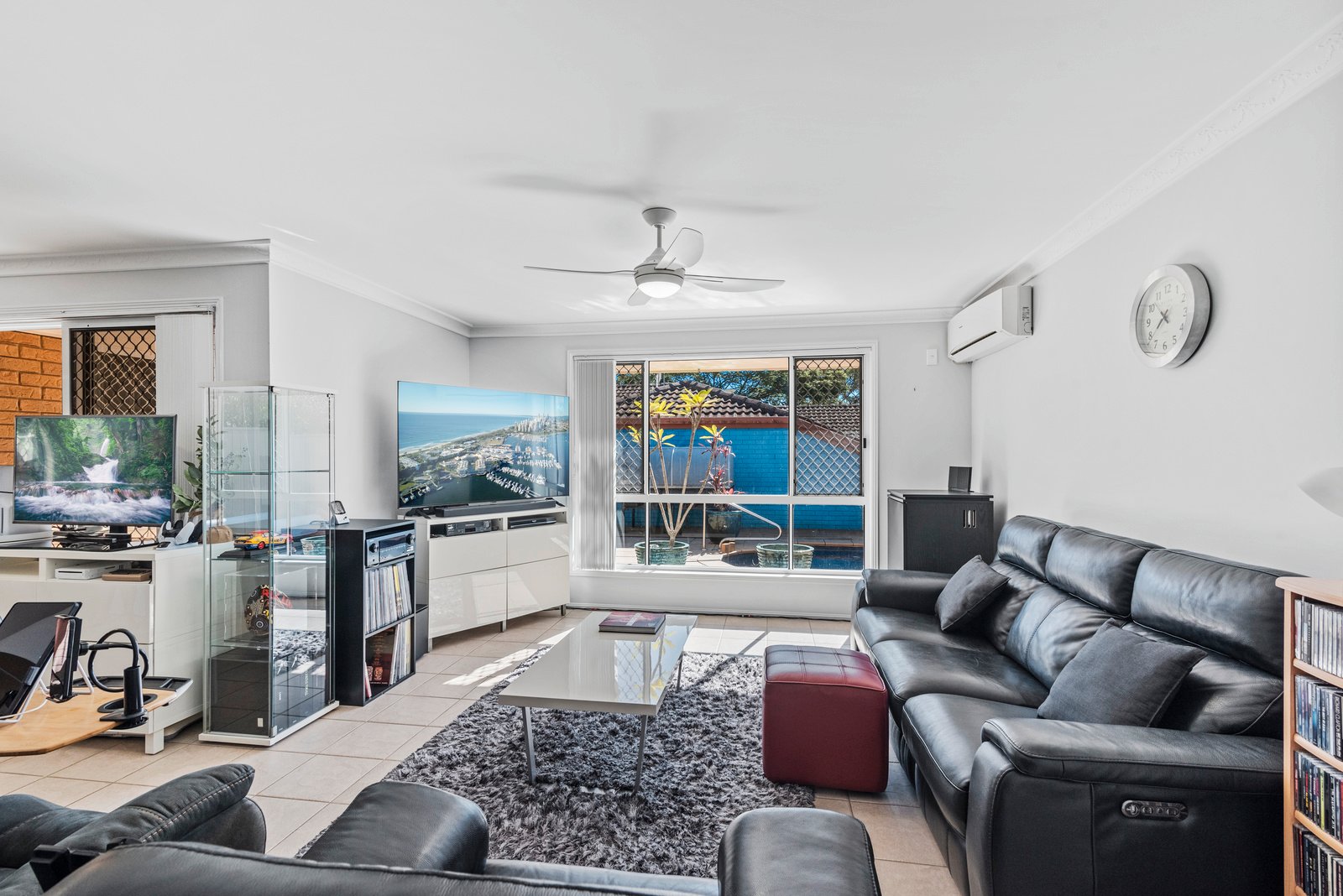 11/9-15 Monterey Avenue BANORA POINT 4