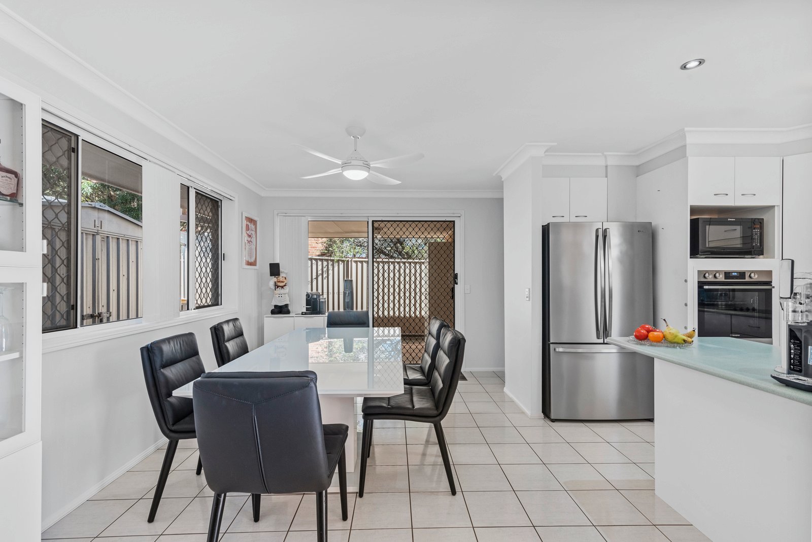 11/9-15 Monterey Avenue BANORA POINT 7