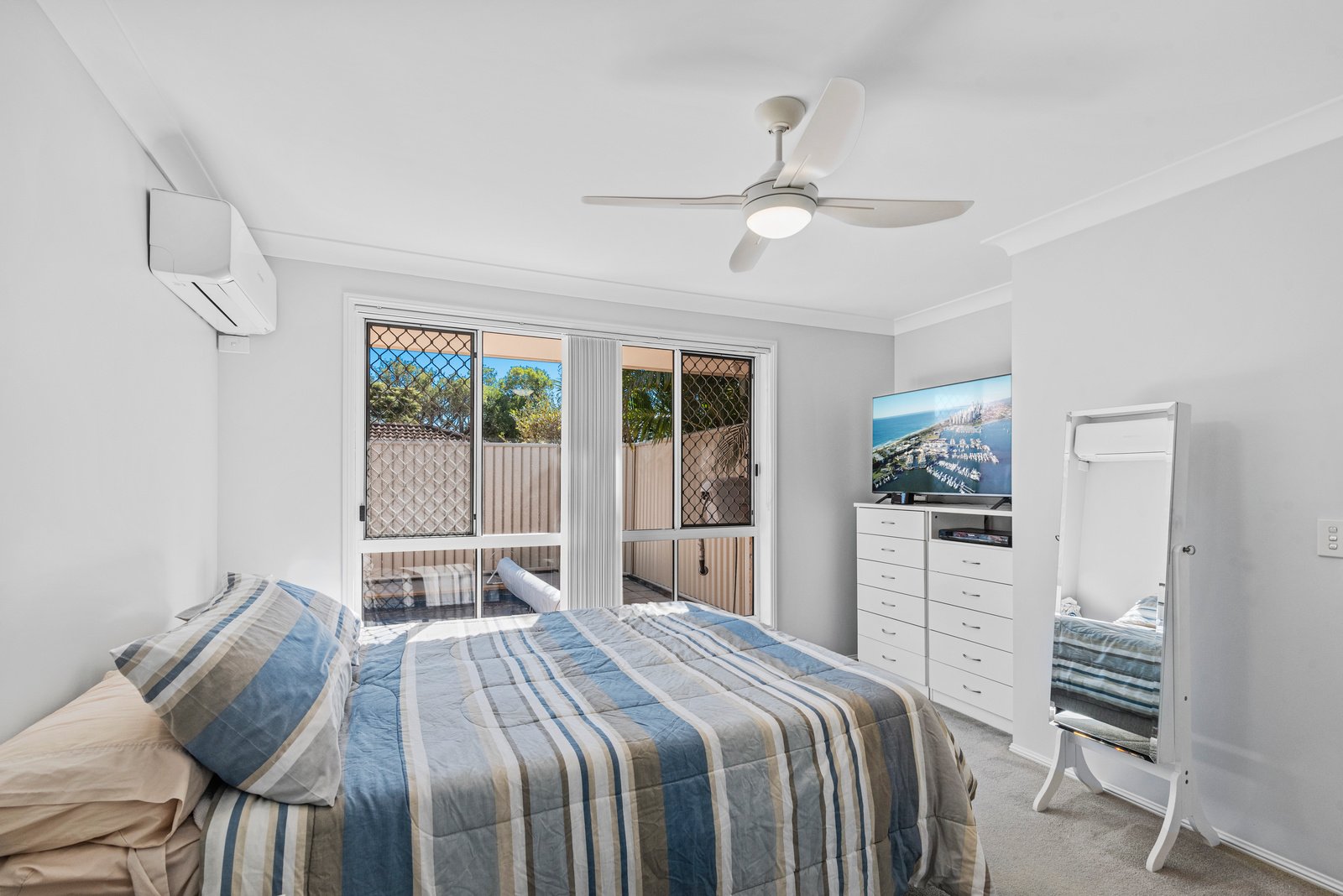 11/9-15 Monterey Avenue BANORA POINT 8