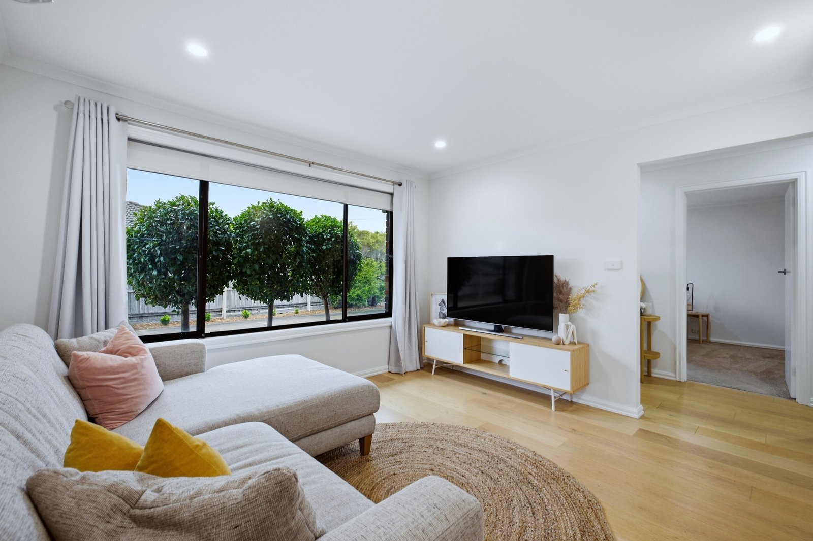 Gallery: 1/19-21 Embankment Grove