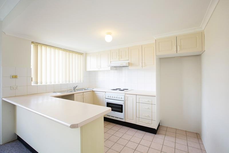 1/19-21 Thurston Street PENRITH 4