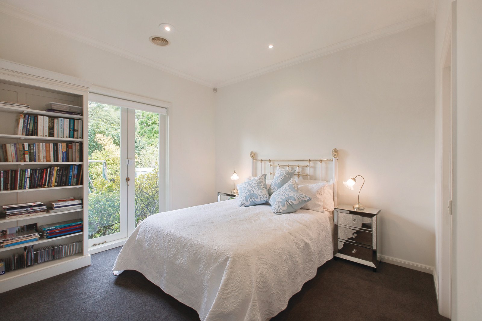 1/19 Alma Road, Camberwell, VIC