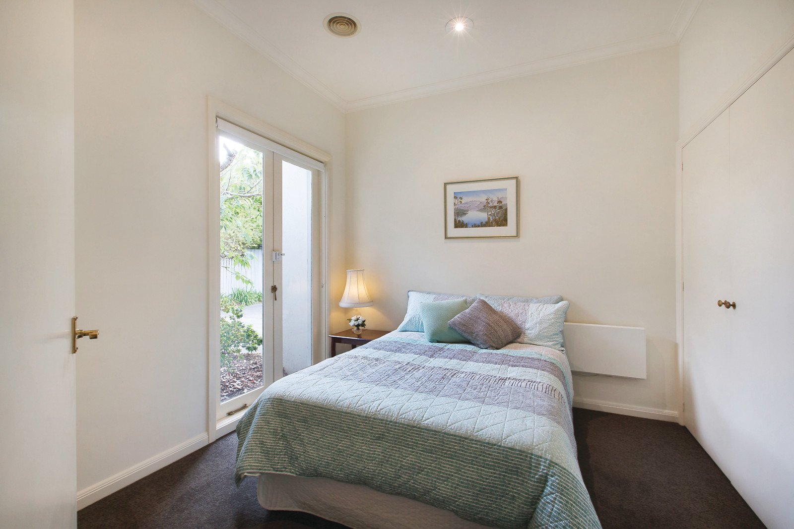 1/19 Alma Road, Camberwell, VIC