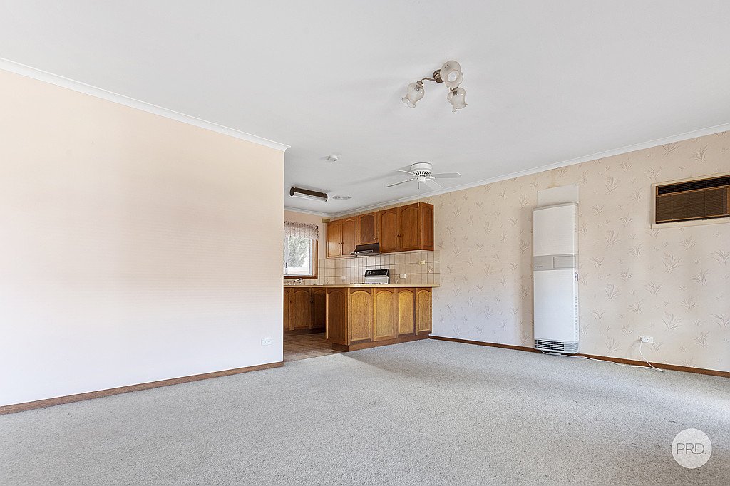 1/19 Amaroo Crescent STRATHDALE 3