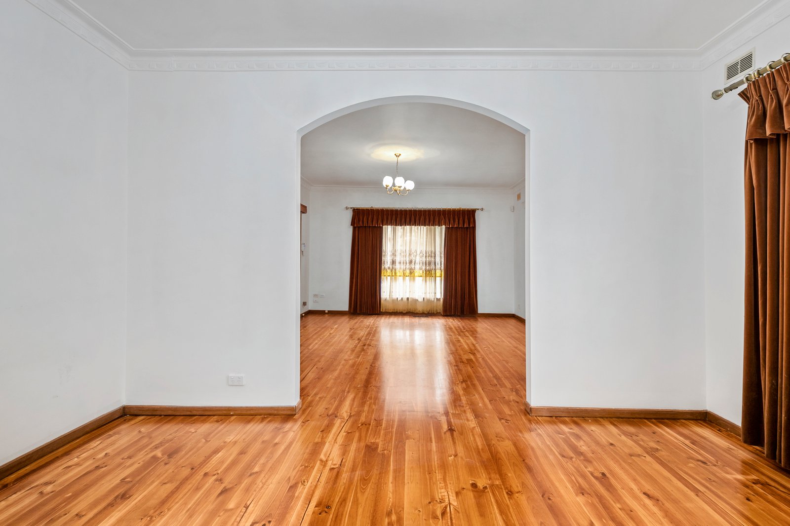 Gallery: 119 Charles Street