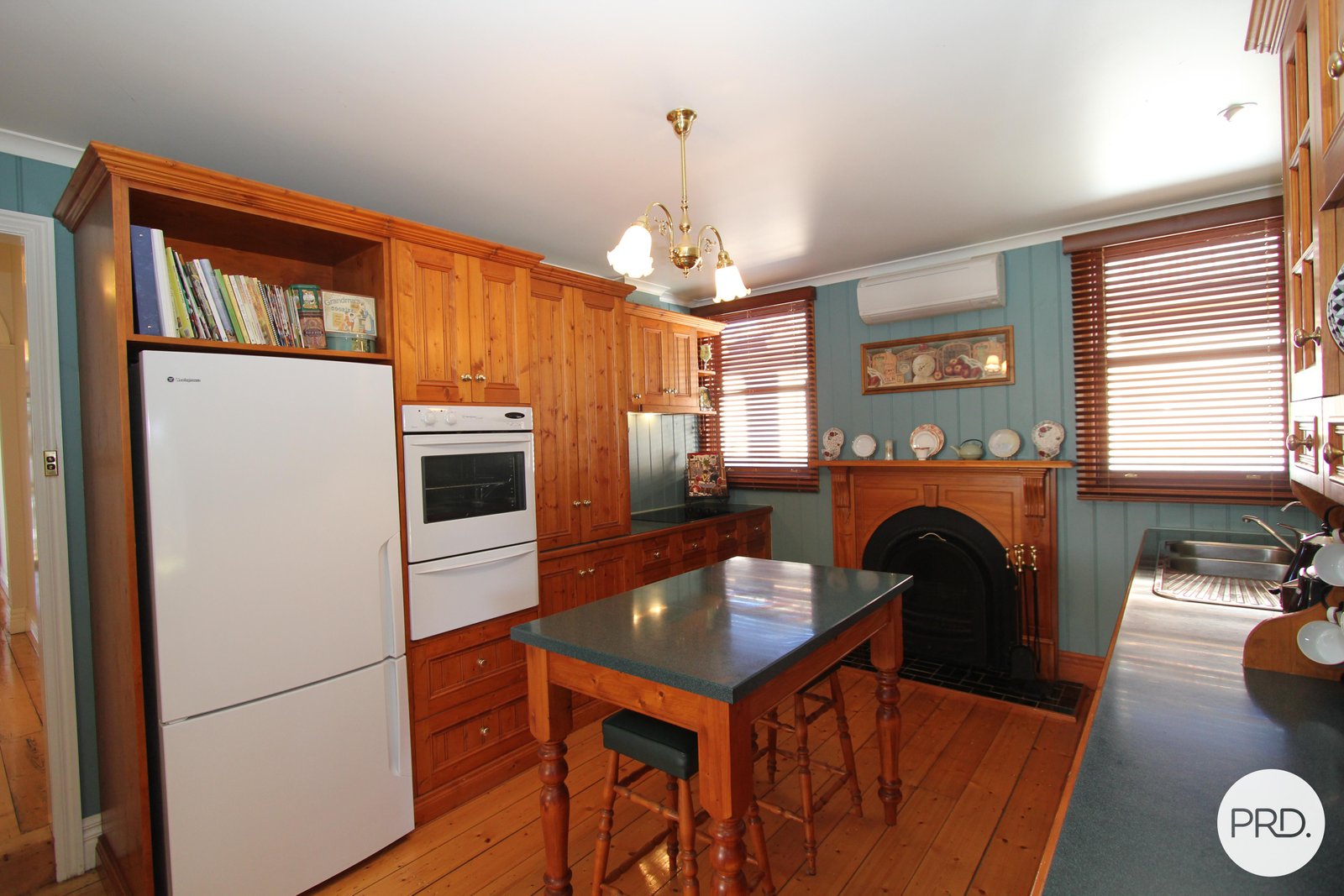 119 Clyde Street SOLDIERS HILL 13