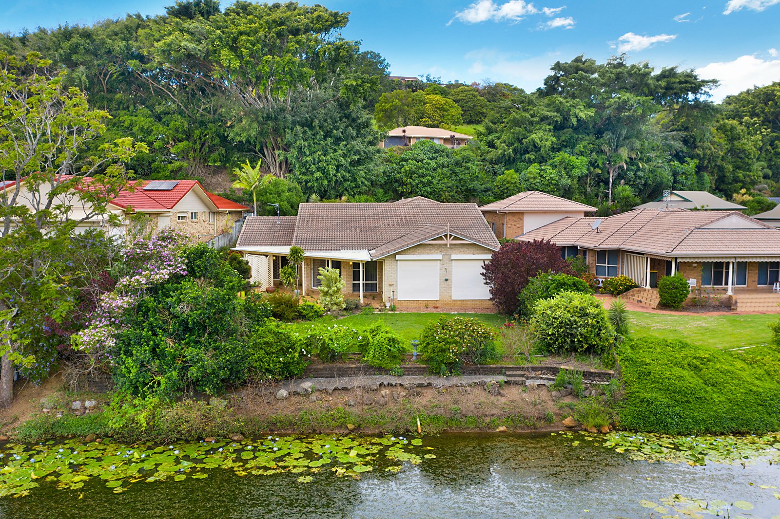 119 Darlington Drive BANORA POINT 1