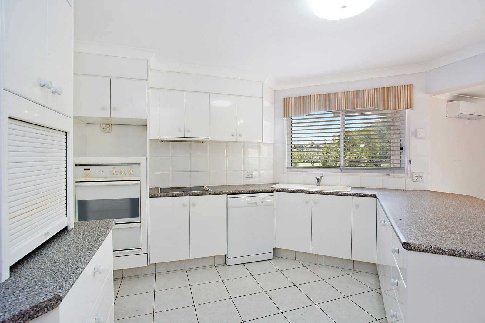 119 Darlington Drive BANORA POINT 5