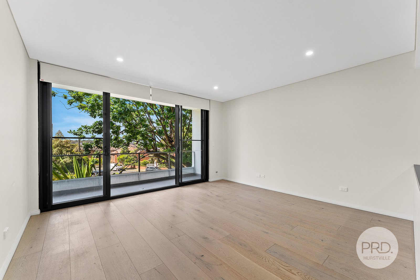 11/9 Derwent Street SOUTH HURSTVILLE 3