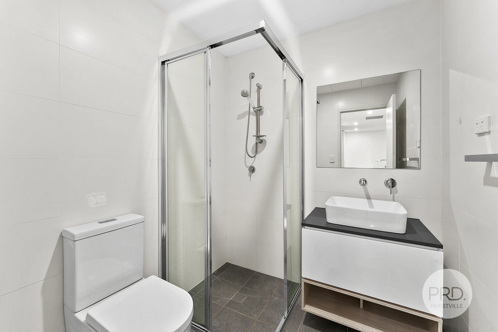 11/9 Derwent Street SOUTH HURSTVILLE 6