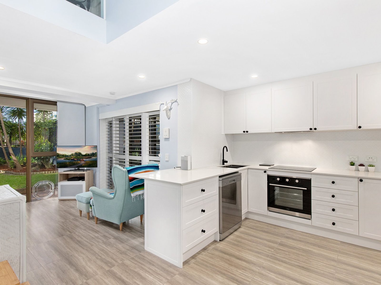 1/19 Fern Street SURFERS PARADISE 3