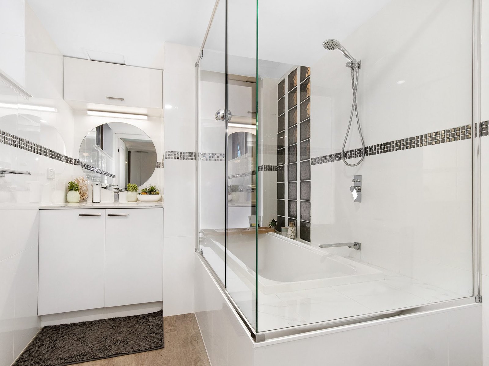 1/19 Fern Street SURFERS PARADISE 9