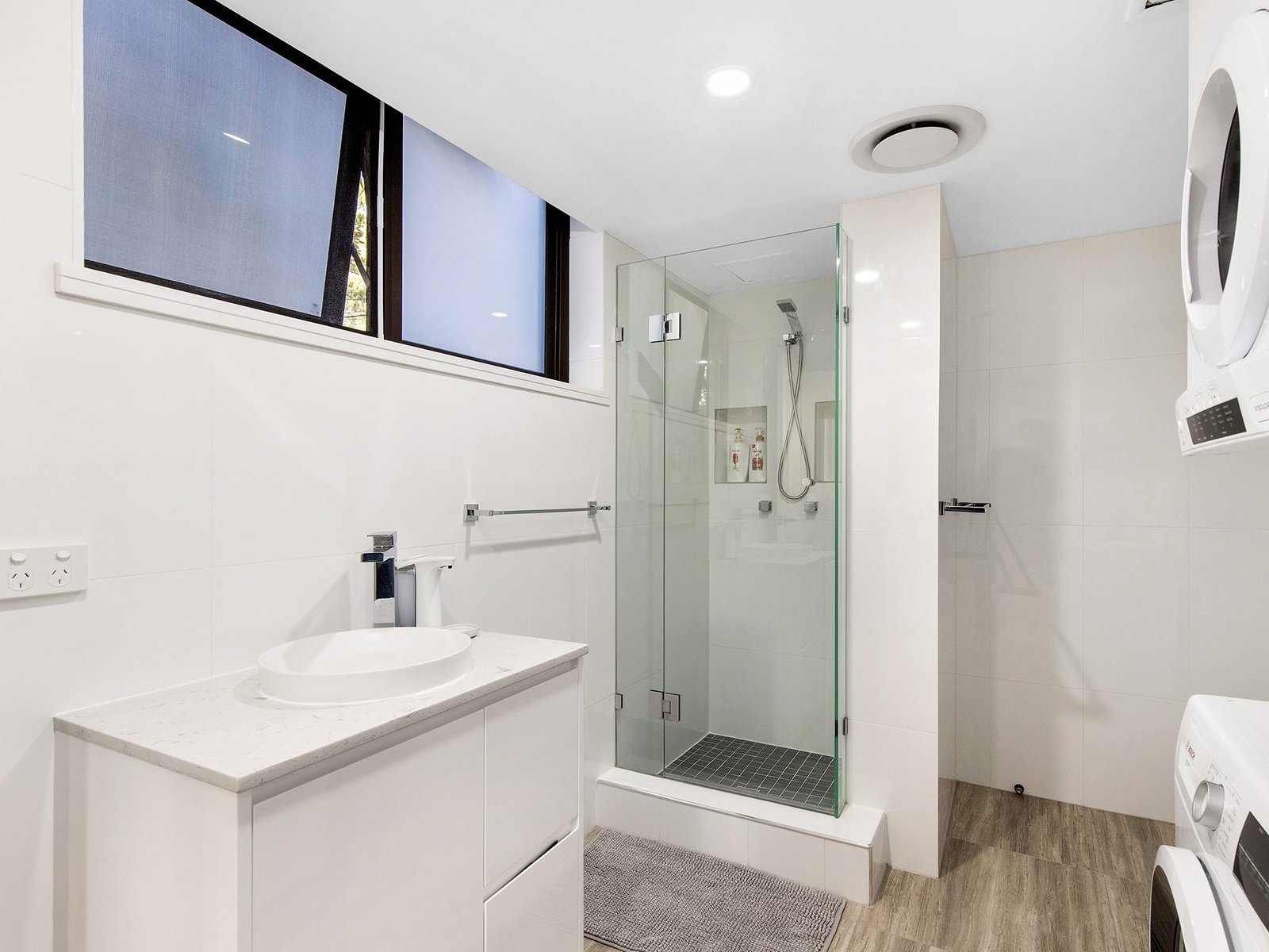 1/19 Fern Street SURFERS PARADISE 12