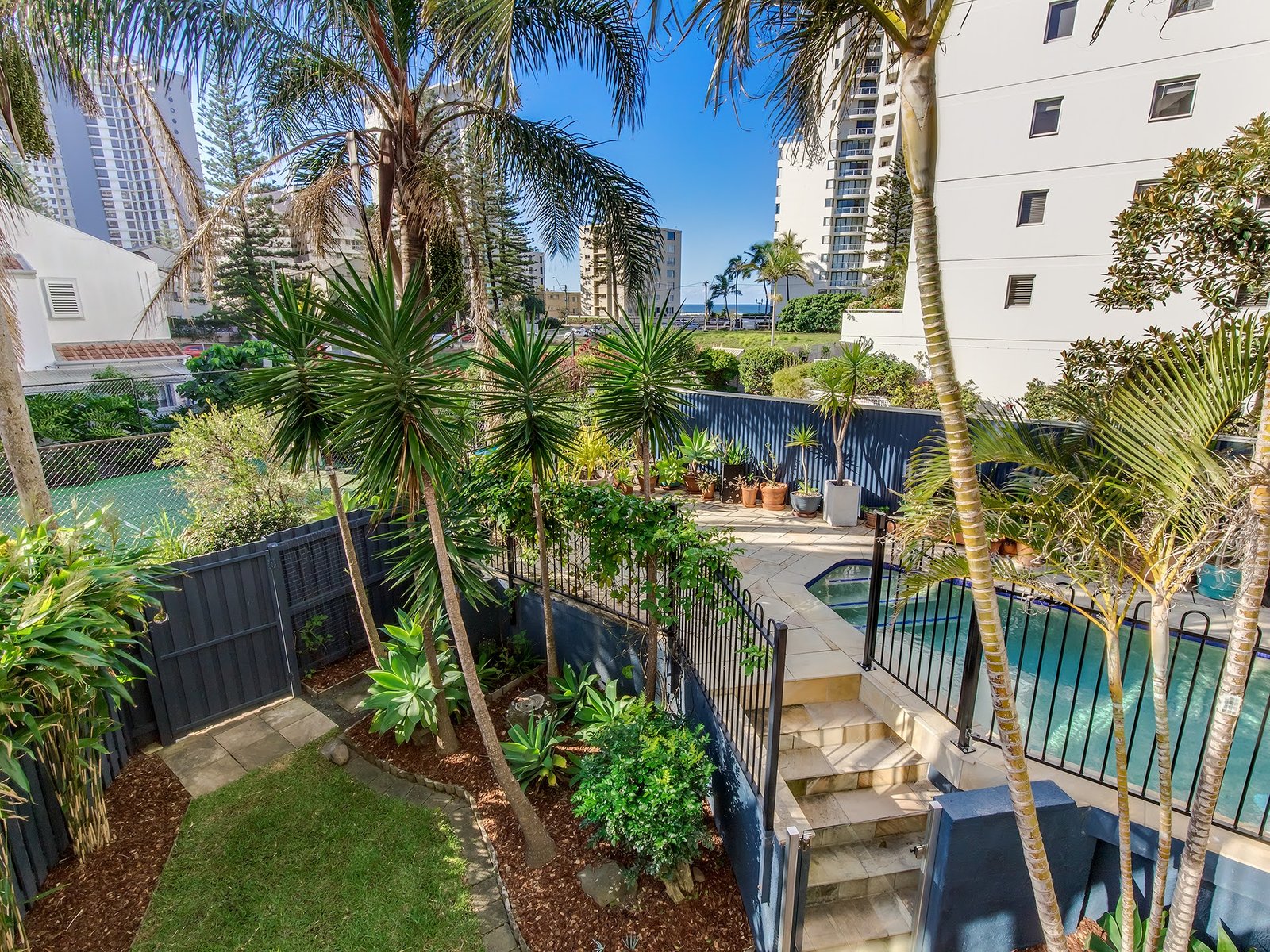 1/19 Fern Street SURFERS PARADISE 17