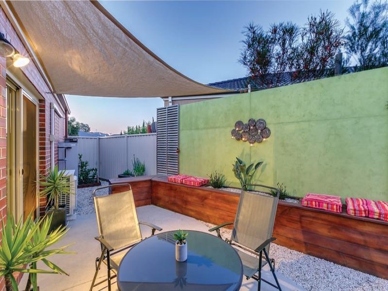 1/19 Jess Way SEBASTOPOL 9