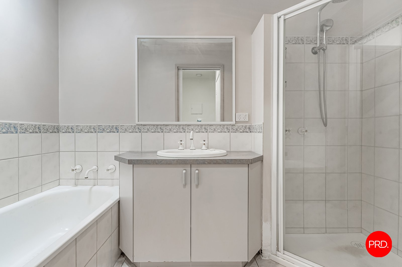 1/19 Ligar St  KENNINGTON 11