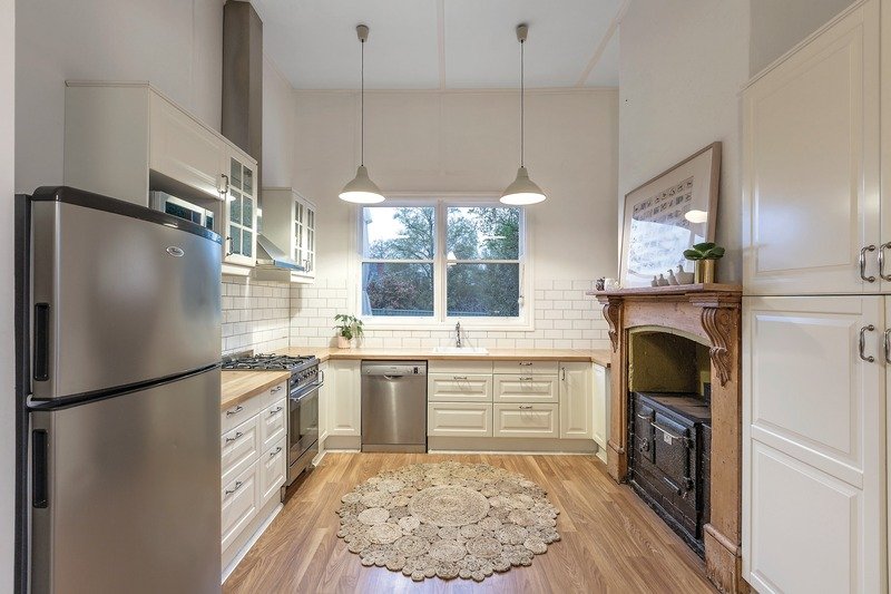 Gallery: 119 Lyons St South