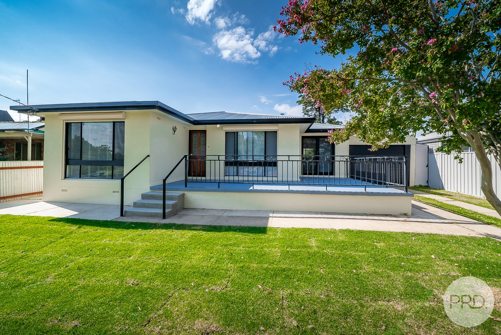 119 Main Street LAKE ALBERT 1