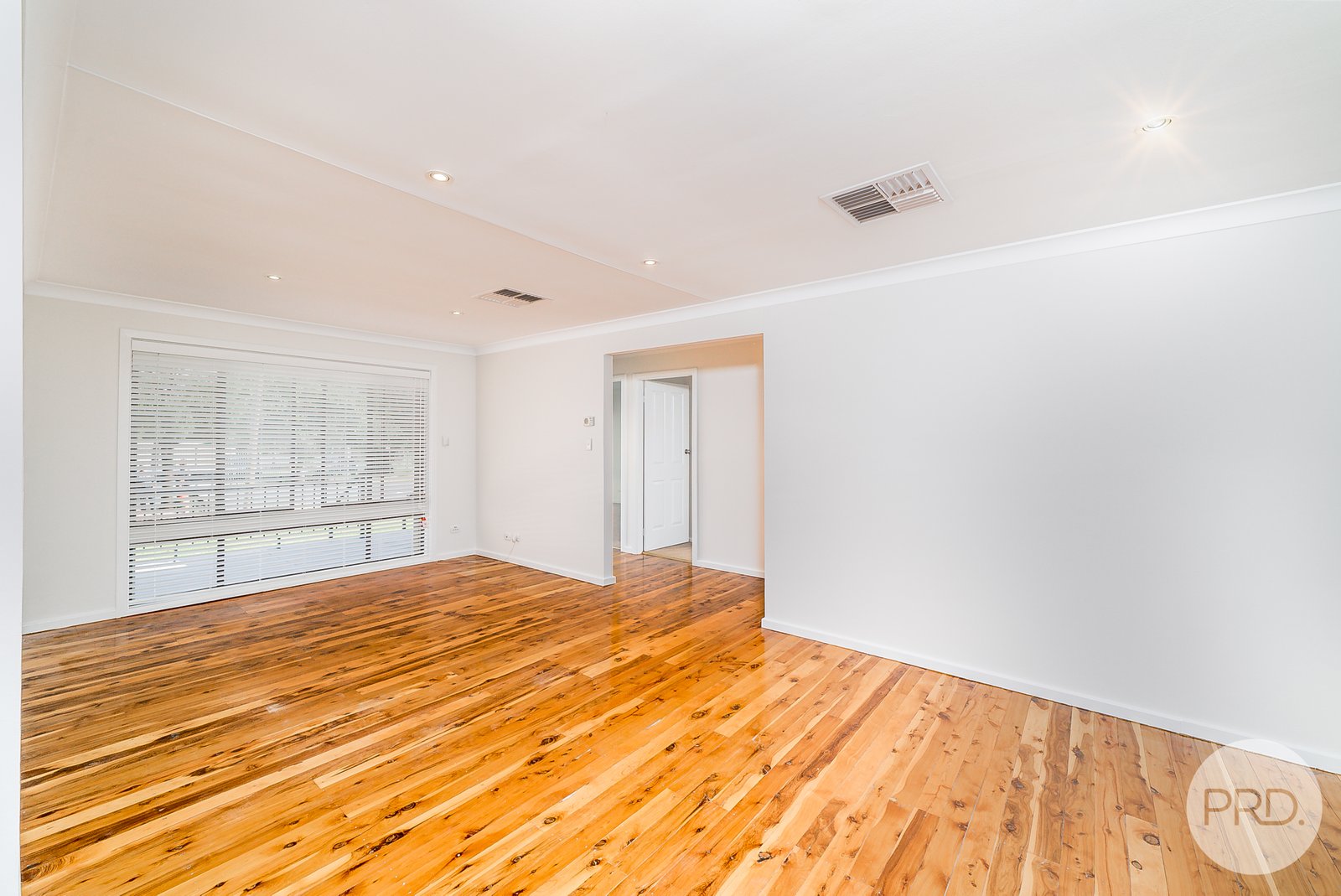 119 Main Street LAKE ALBERT 8